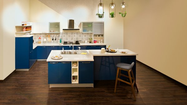 What is the best way to arrange a modular kitchen for maximum workflow efficiency?